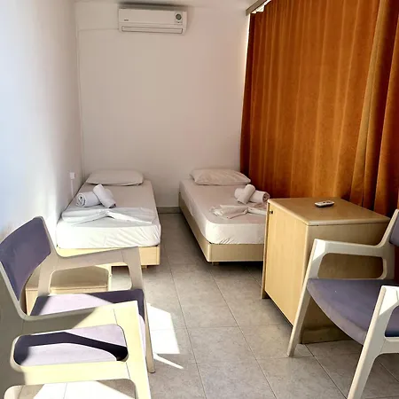 Savoy Hotel 2*
