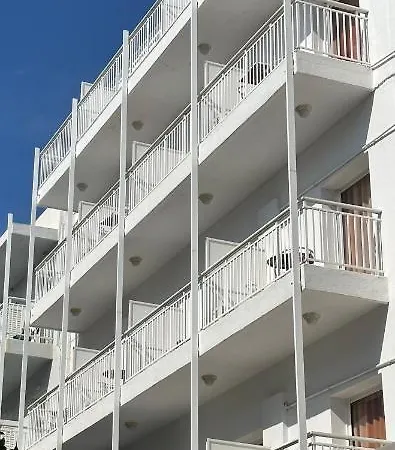 サヴォイ Rhodes City