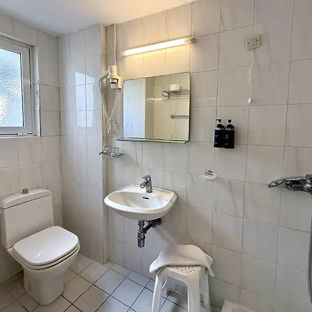 Savoy Hotel 2*